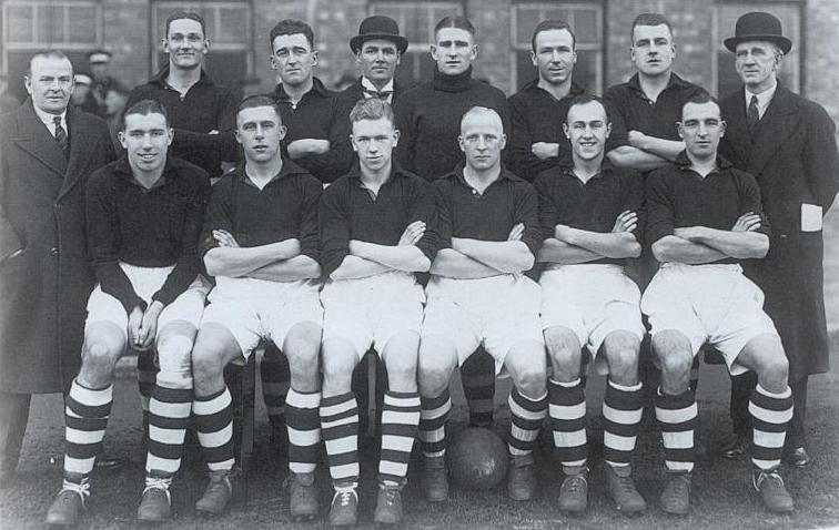 1936-37 squad picture