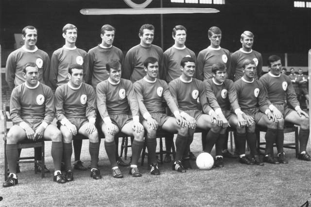 1967-68 squad picture